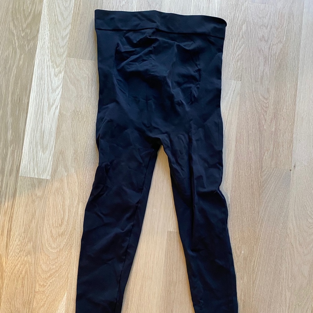 Blanqi Maternity Leggings (used) size M